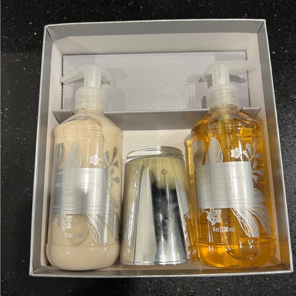 William Sonoma frosted clove soap/candle set - Picture 1 of 2